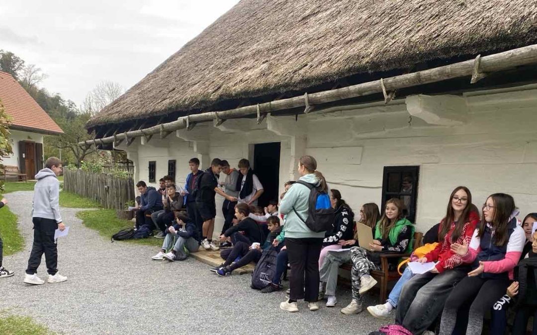 1. KD: PO POTEH SLOVENSKIH KNJIŽEVNIKOV